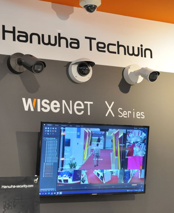 Videosurveillance with several camera on a Milipol Qatar stand
